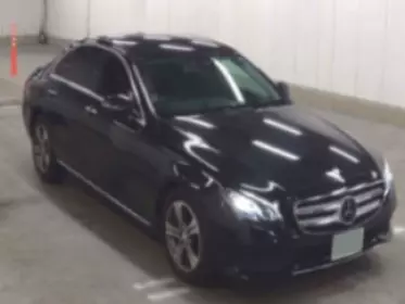 Mercedes-Benz E200