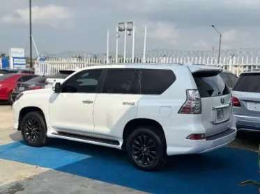 Lexus GX 460