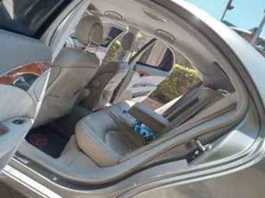 Mercedes-Benz E200
