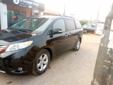Toyota Sienna
