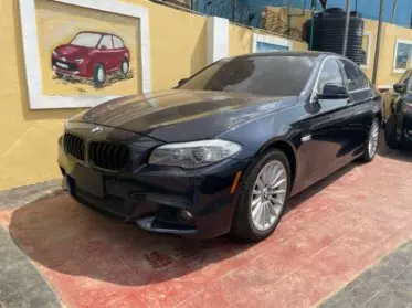 BMW 325i
