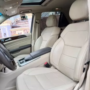 Mercedes-Benz 350