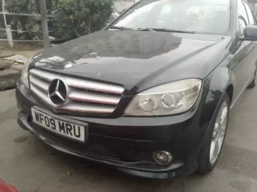 Mercedes-Benz C200