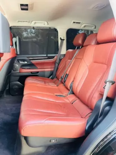 Lexus LX 570