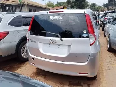 Toyota Passo Sette