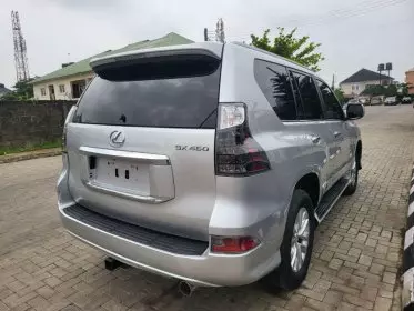 Lexus GX 460