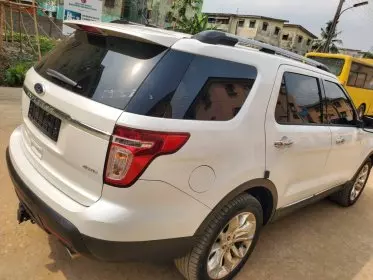Ford Explorer