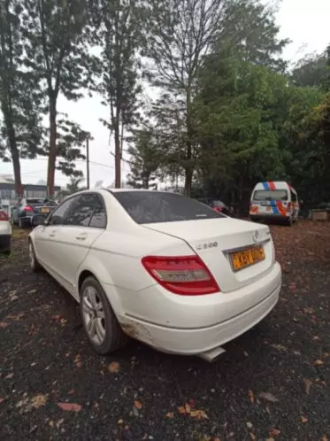 Mercedes-Benz C 200
