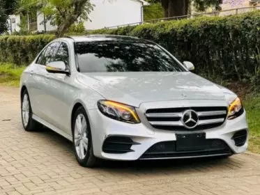 Mercedes-Benz E250