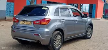 Mitsubishi RVR