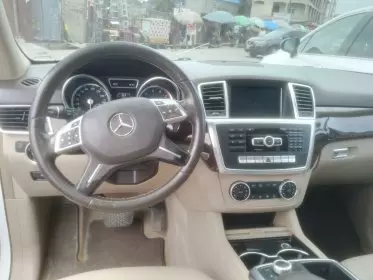 Mercedes-Benz ML 350