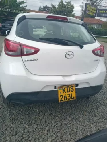 Mazda Demio 