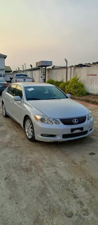 Lexus GS 300