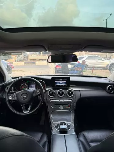 Mercedes-Benz C 300
