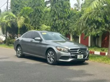 Mercedes-Benz C 300