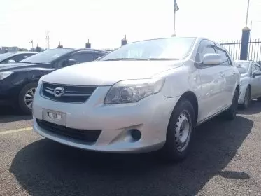 Toyota Fielder 
