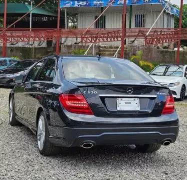 Mercedes-Benz C 300