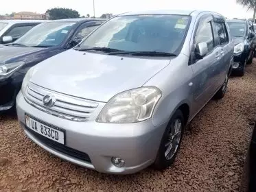 Toyota Raum