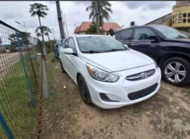 Hyundai Accent RB