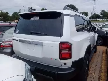 Toyota Landcruiser Prado
