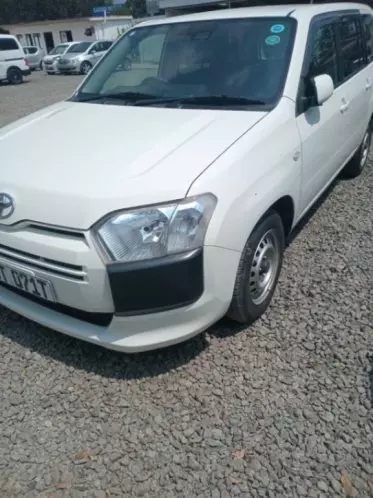 Toyota Succeed 