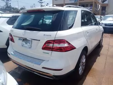 Mercedes-Benz ML 350
