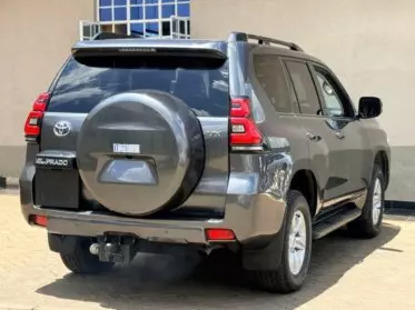 Toyota Land Cruiser VX