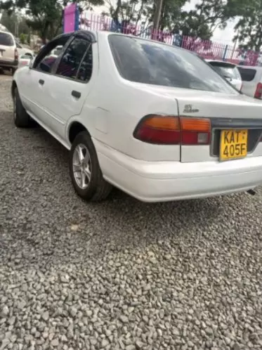 Nissan Sunny