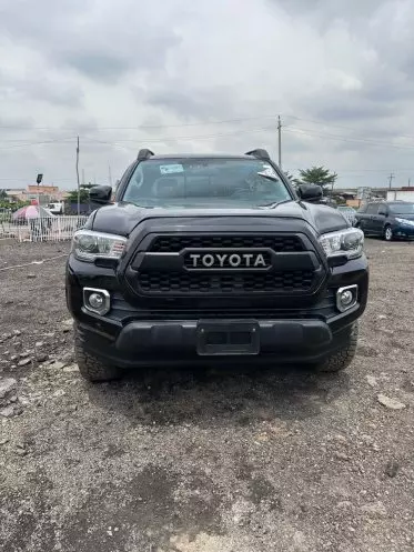 Toyota Tacoma