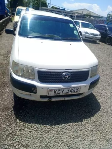 Toyota Succeed