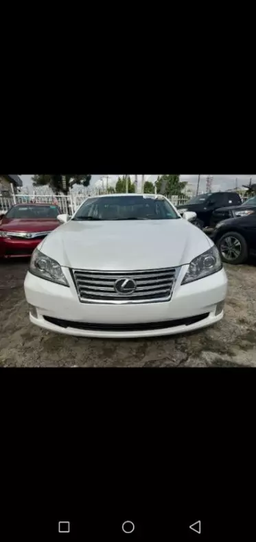 Lexus ES