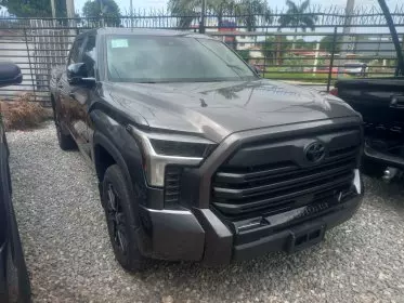 Toyota Tundra
