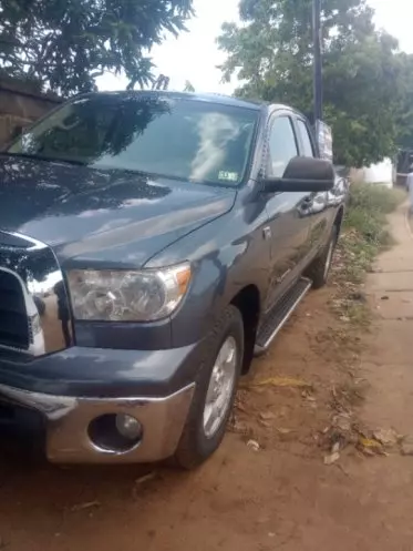 Toyota Tundra