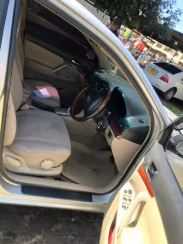 Toyota Premio 