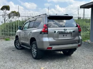 Toyota Landcruiser prado TX.L