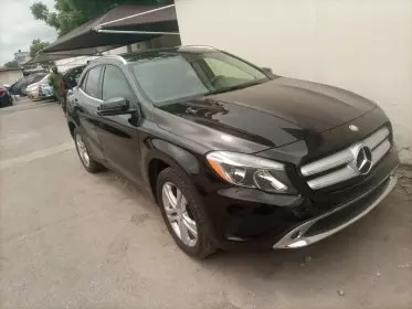 Mercedes-Benz GLA 250
