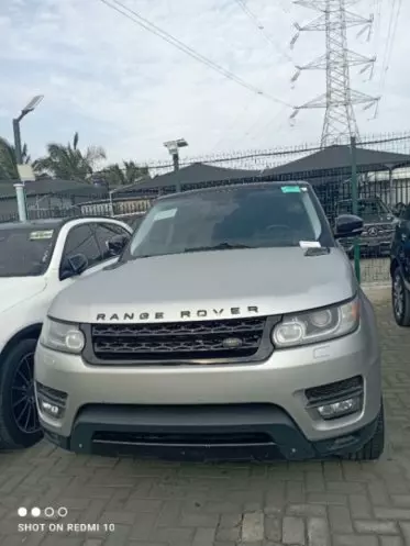 RANGE ROVER Autobiography