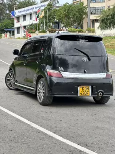 Toyota Bb