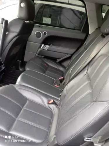 RANGE ROVER Autobiography