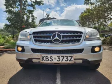 Mercedes-Benz ML 320