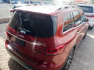 Mercedes-Benz GLB 250