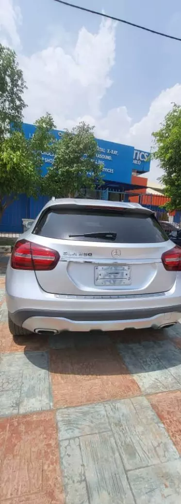 Mercedes-Benz GLA 250