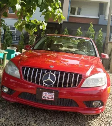 Mercedes-Benz C 300