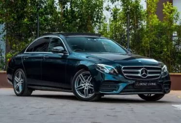 Mercedes-Benz E200