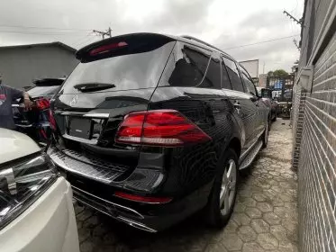 Mercedes-Benz GLE 350