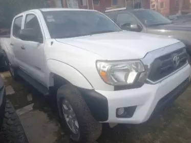 Toyota Tacoma