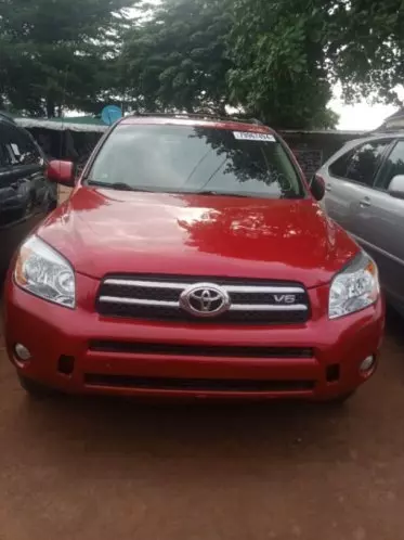 Toyota RAV 4
