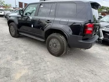Toyota Landcruiser Prado