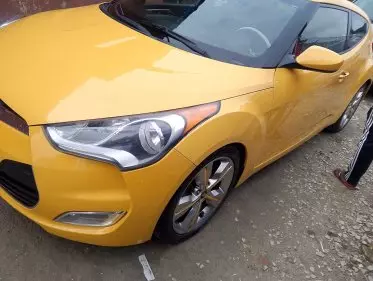 Hyundai Veloster