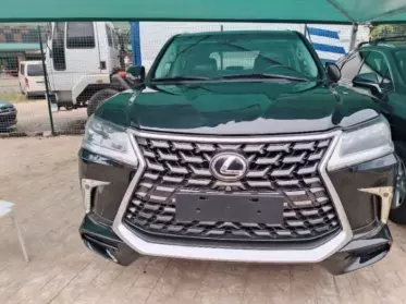 Lexus LX 570